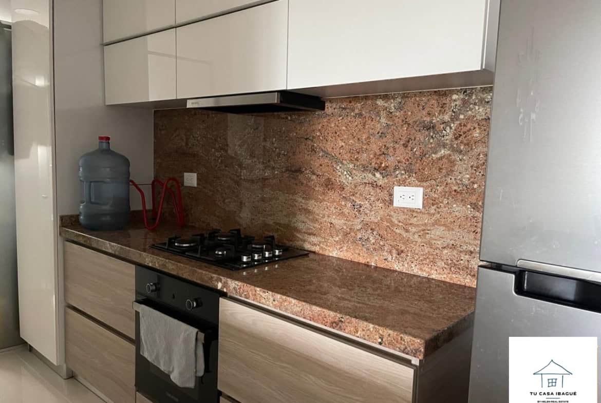 Apartamento en venta en Piedrapintada Alta, Ibagué, con cocina moderna y acabados de calidad.