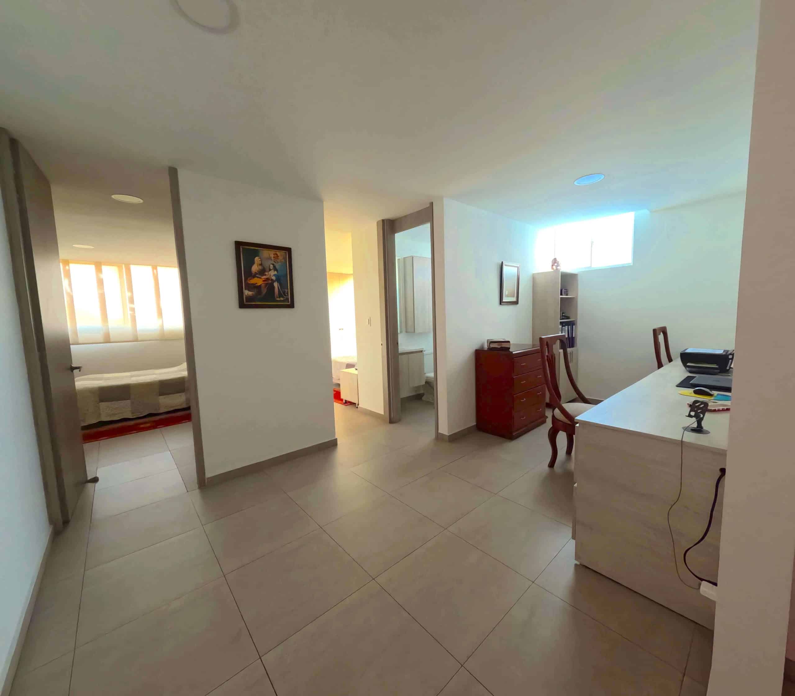 Áreas abiertas y modernas en el apartamento de 200m2 en Calambeo, Ibagué.