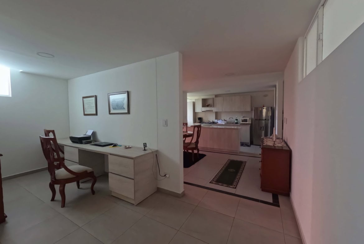 Espacio amplio y moderno en Calambeo, Ibagué, ideal para vivir o invertir.