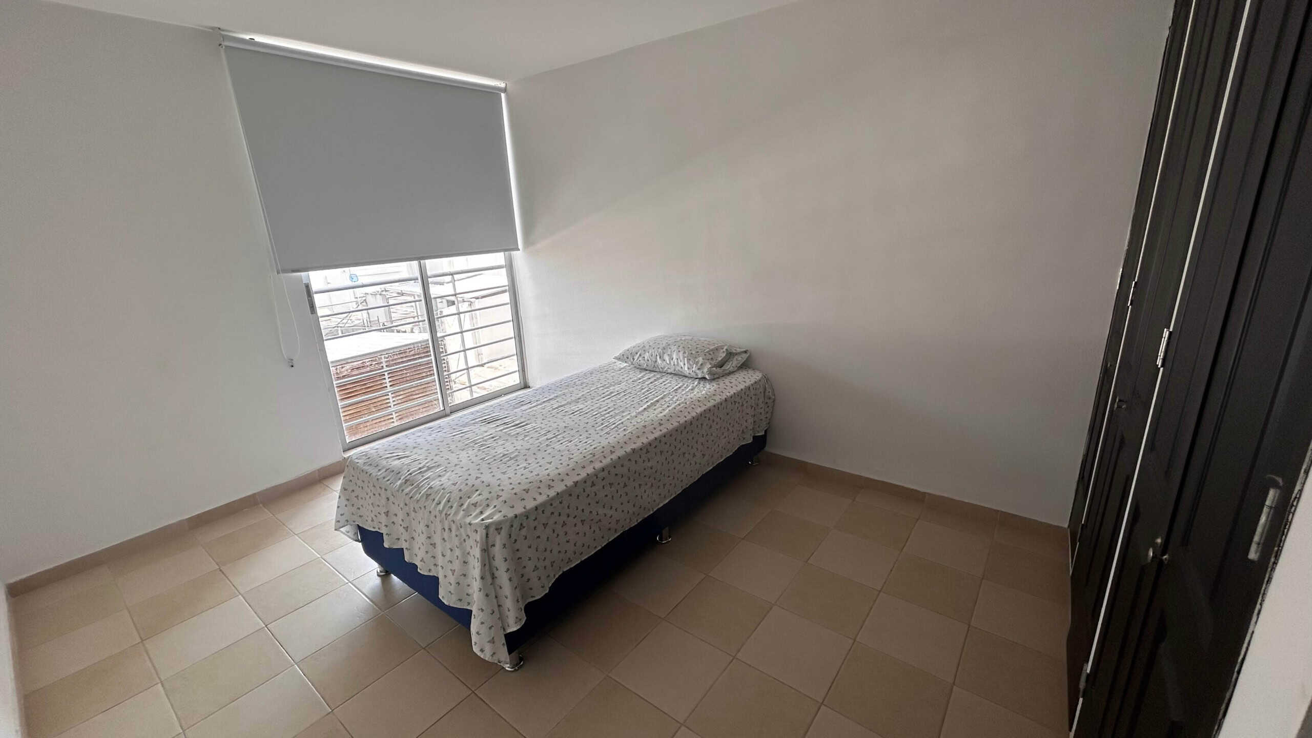 Apartamento en venta Piedrapintada Alta Imagen de un dormitorio en apartamento en venta en Piedrapintada Alta, Ibagué.