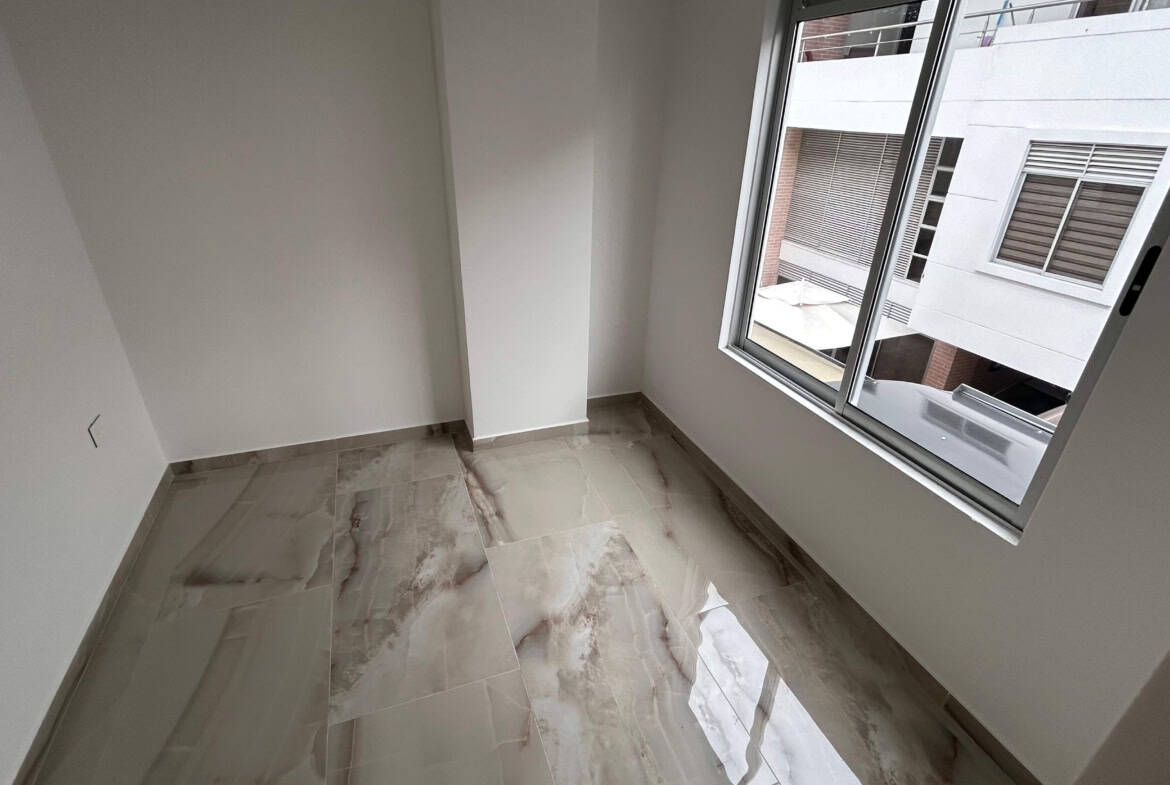 Amplio cuarto con vista a la ciudad en La Samaria, Ibagué.