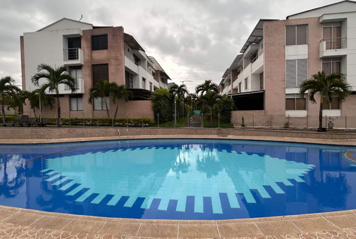 Piscina en condominio La Samaria, Ibagué, ideal para vivir.