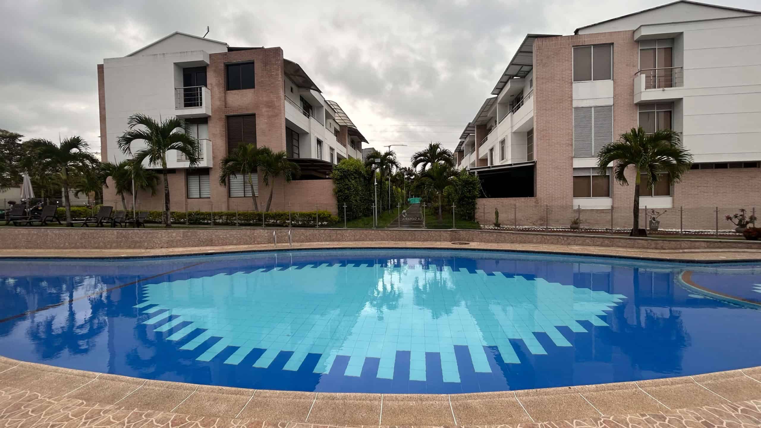 Piscina en condominio La Samaria, Ibagué, ideal para vivir.