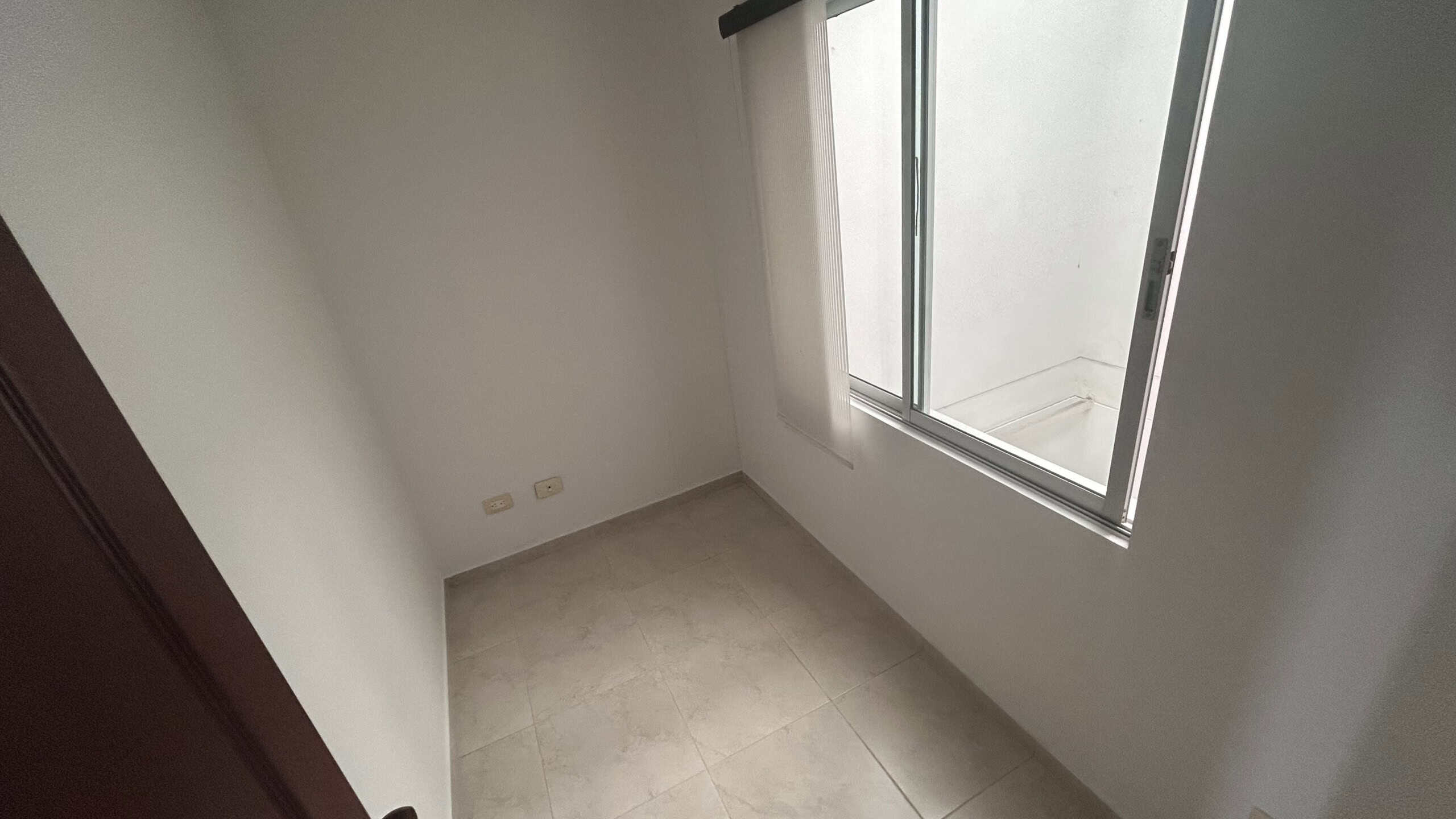 Casa en venta Piedrapintada Habitación luminosa en Piedrapintada, ideal para vivienda familiar en Ibagué.