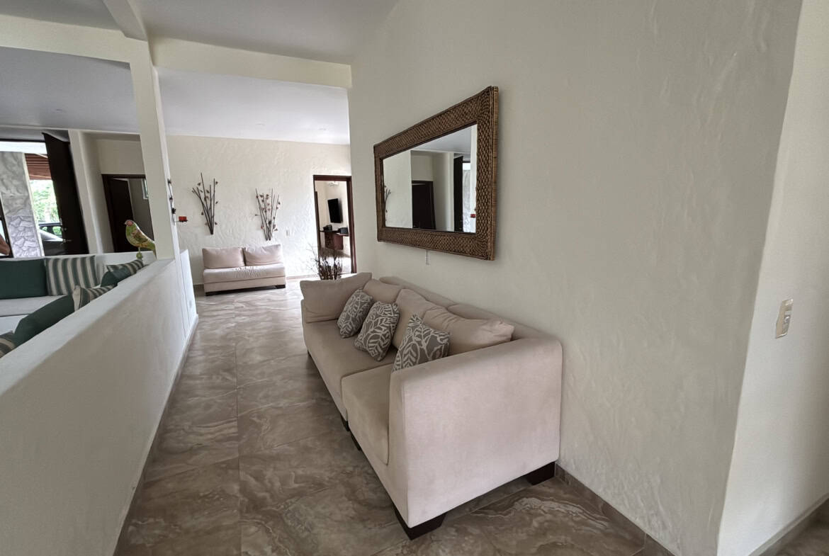 Casa moderna en venta en Hacienda Las Victorias, Ibagué.